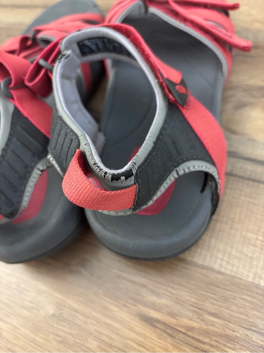 Teva Tirra Walking Sandals Red Grey Women’s - Picture 5 of 10
